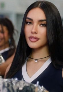 Reina De Ceniza | +18