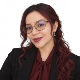 Karen Pajaro Azul